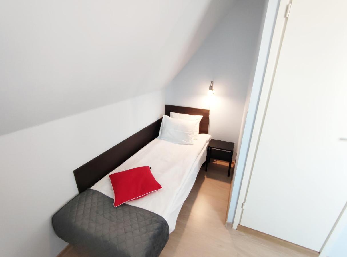 Aisa Guesthouse Pärnu Esterno foto