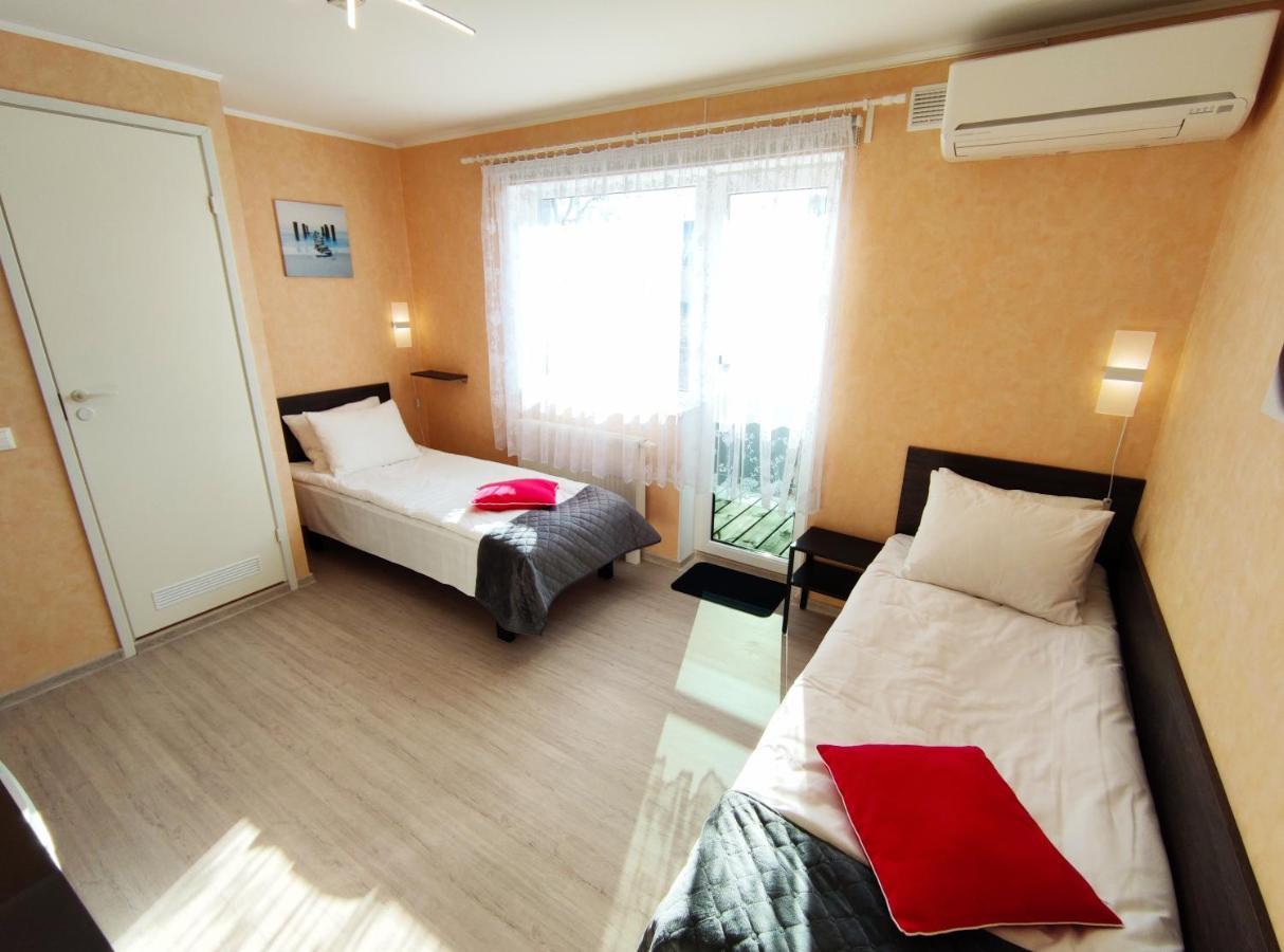 Aisa Guesthouse Pärnu Esterno foto