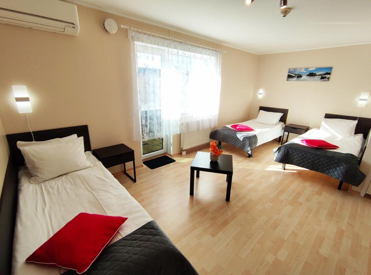 Aisa Guesthouse Pärnu Esterno foto